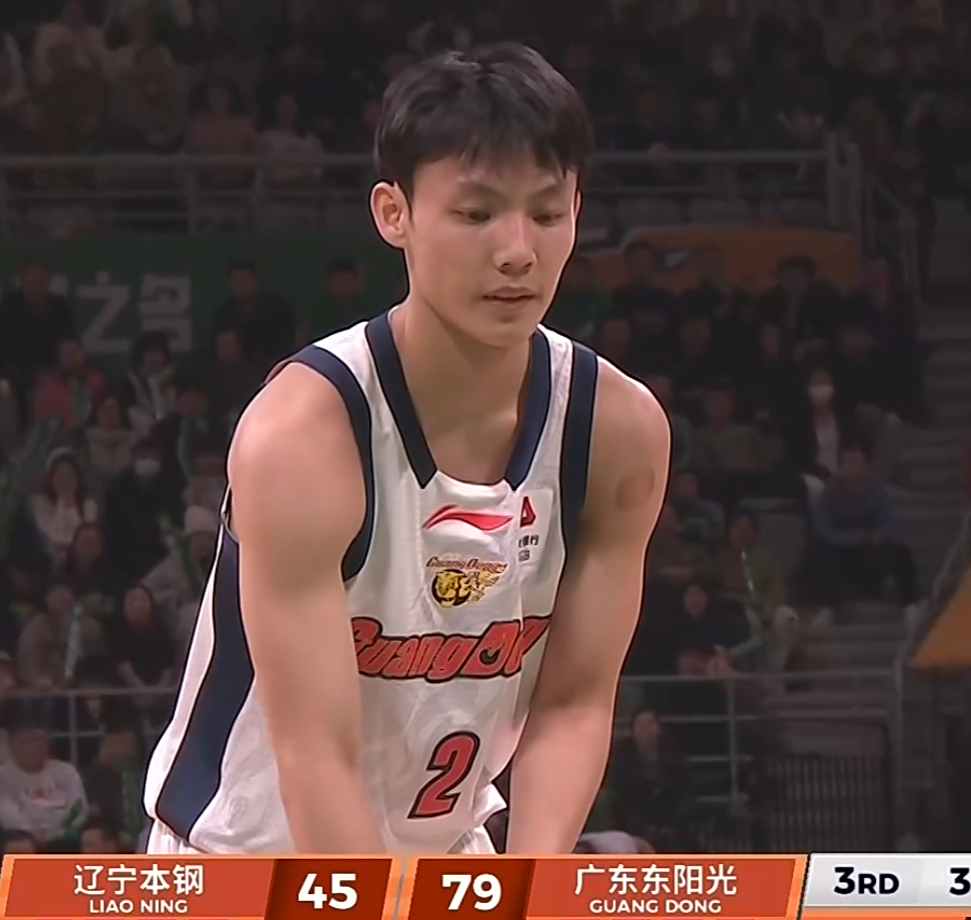 乐鱼体育-广东宏远今日早报！徐杰重返男篮，朱芳雨回购徐昕，麦考尔将复出