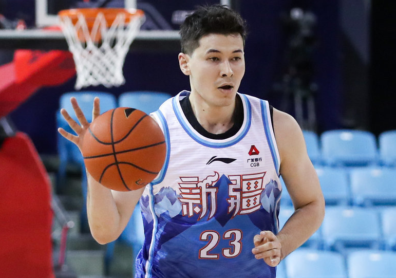 乐鱼体育app下载-新疆最多领先20分双杀北控 阿不都19+11里勒空砍32分